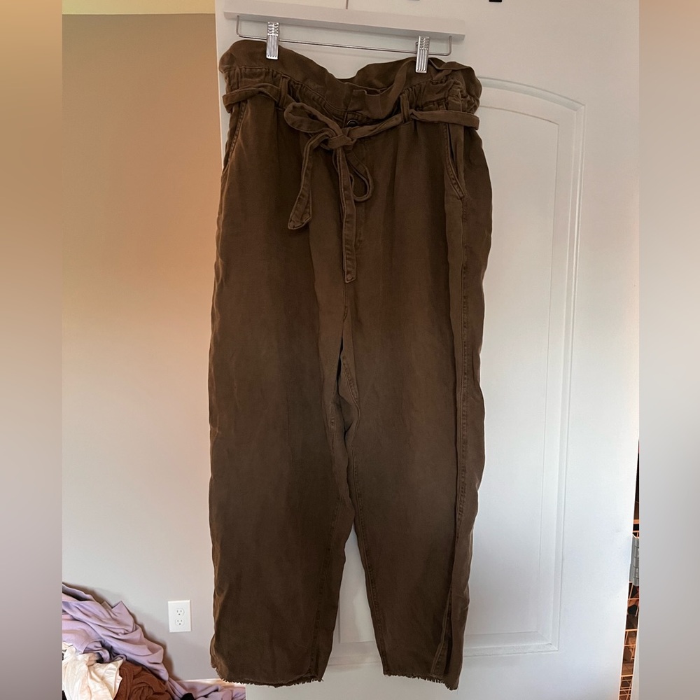 American Eagle Outfitters Olive Green Linen Pants